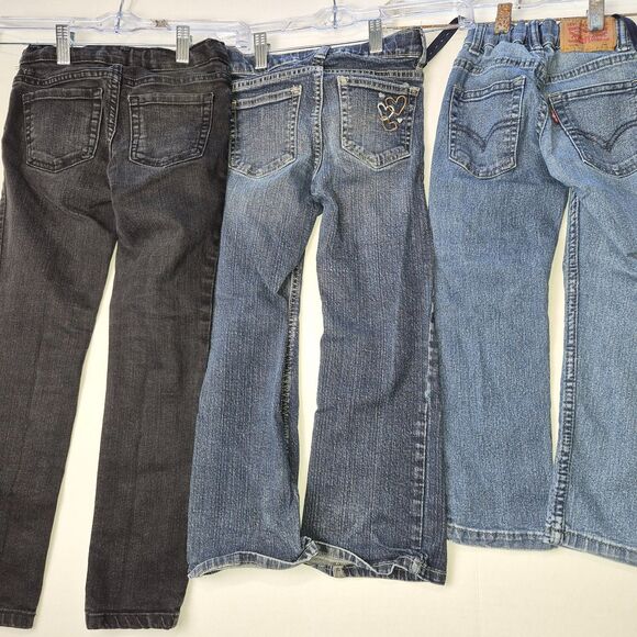 3 Pair of Jeans. See pics For Brands Size are 5-7 - Picture 4 of 14